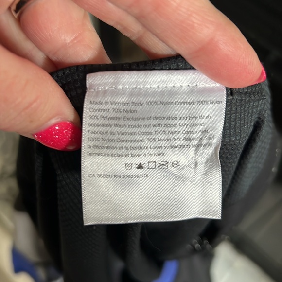 Lululemon running jacket - Picture 4 of 4